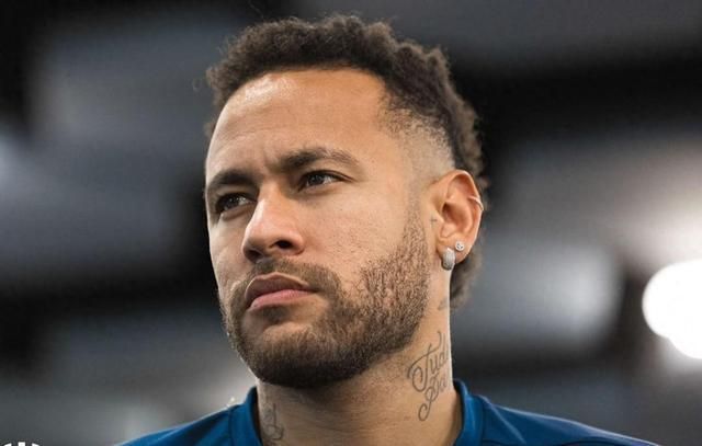 九游首页 - 内马尔回归赛场，高光表现首场状态亮眼，巴塞罗那观众沸腾！