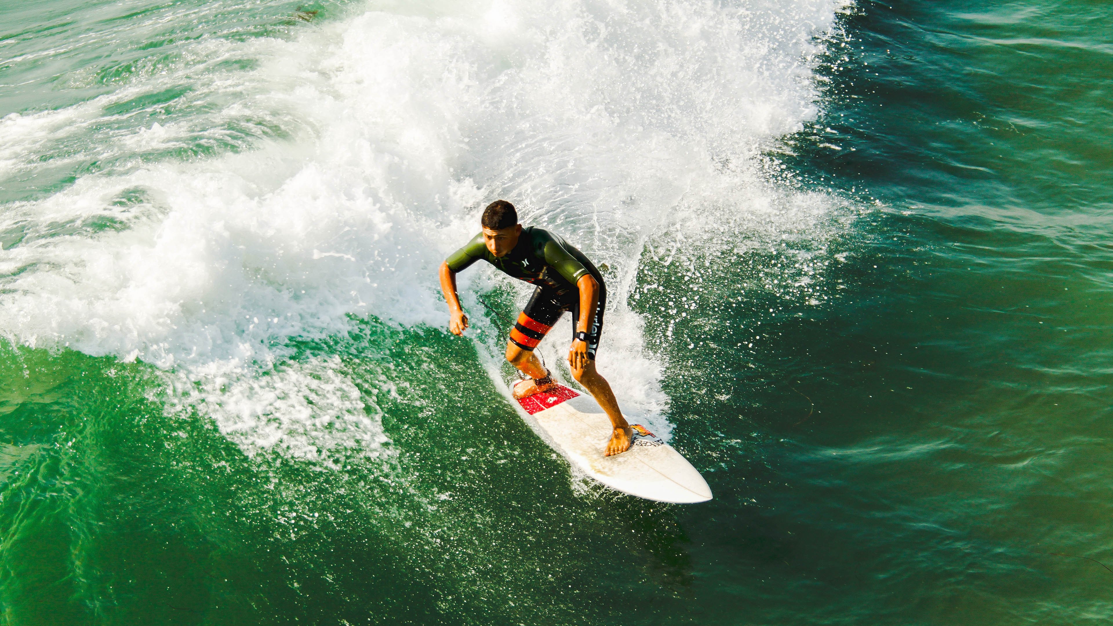 国王杯季后赛激情夜！约基奇里突外投，莱比锡惊险拜仁慕尼黑